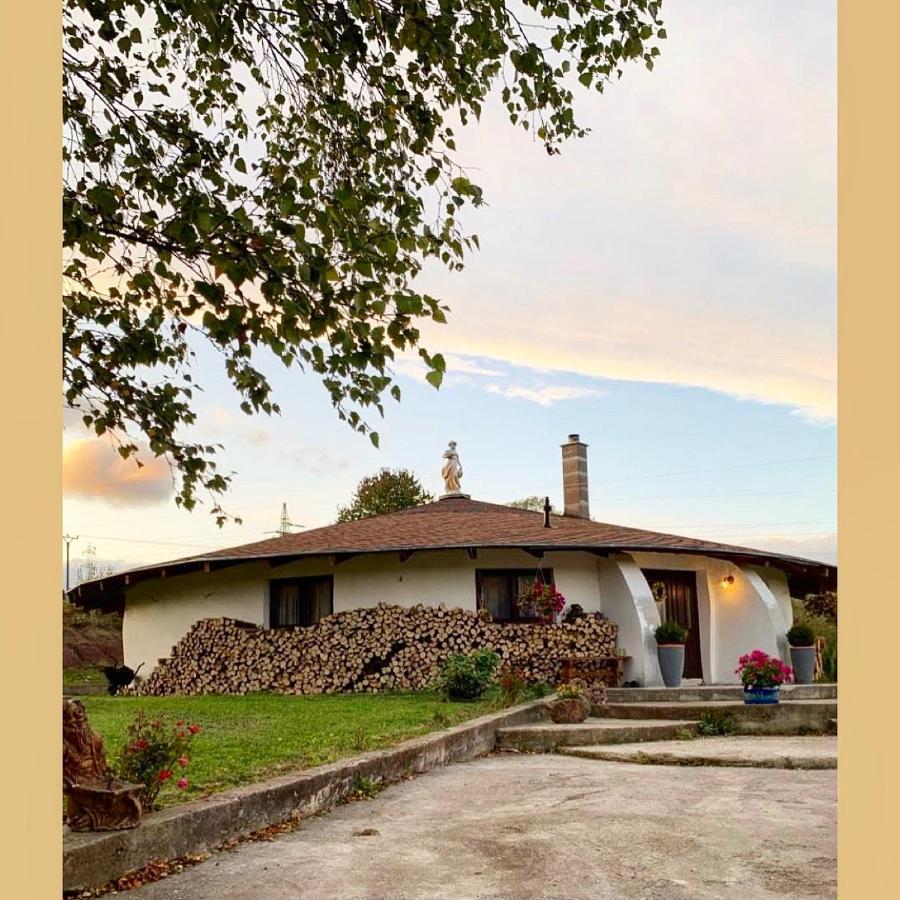 Dovolenkovy Dom Dubak Villa Lopér Kültér fotó